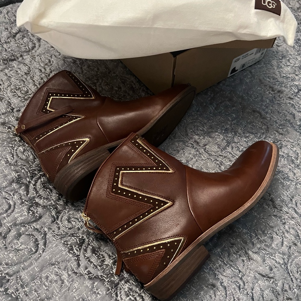 Ugg Lars boots